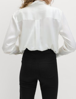 Džegíny s rozšířenými nohavicemi