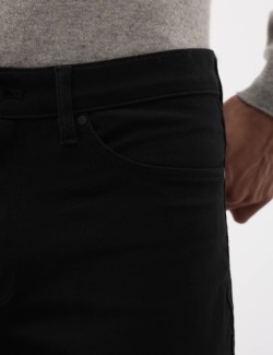 Strečové džíny úzkého střihu s 360 pružností