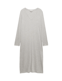 Noční košile s krajkovými lemy