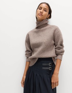 Cloud-yarn Ribbed Roll Neck Jumper