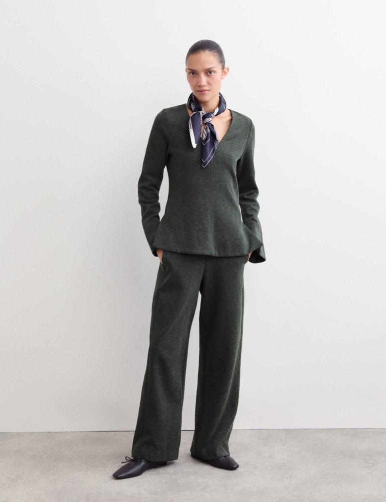 Cotton Blend V-Neck Fitted Top with Wool