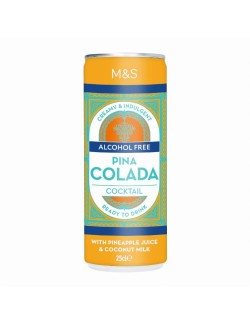 Sycený nealkoholický koktejl s ananasovou šťávou z koncentrátu, kokosovým krémem a rumovou příchutí