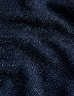Kostýmové sako mírně projmutého střihu, s vysokým podílem vlny