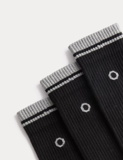 3 páry reflexních ponožek s technologií Cool & Fresh™ a zesíleným chodidlem