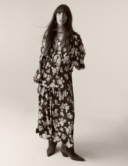 Krepové květované midaxi šaty se zvýrazněným pasem a vázáním u krku