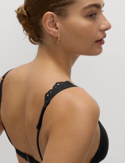 Dekoltový horní díl bikin s vycpávkami a vyšívaným lemem, tvarovaný