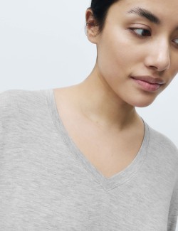 Noční košile s krajkovým lemem