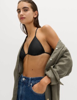 Řasený trojúhelníkový horní díl bikin se zavazováním za krk