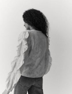 Floral Jacquard Ruffle Blouse