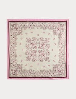 Saténový šátek s potiskem