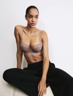 Dlouhá balkonová podprsenka Lacewear s kosticemi (vel. A–E)