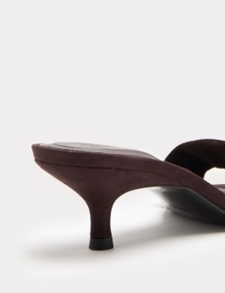 Semišové palčáky s otevřenou špičkou a koťaty