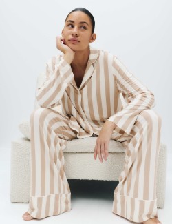 Pyžamová souprava s potiskem a jemným dotekem