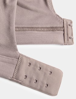 Sportovní podprsenka s překříženými zády (A–E)