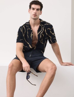 Rychleschnoucí koupací šortky