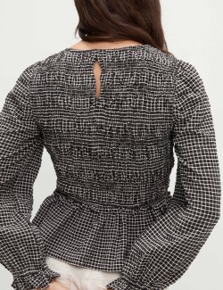 Crew Neck Shirred Checked Blouse