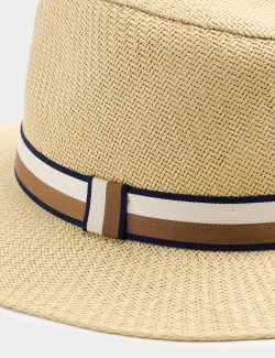 Klobouk typu Ambassador