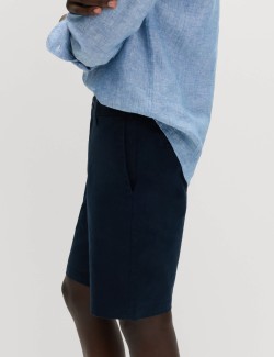 Strečové chino šortky, normální střih