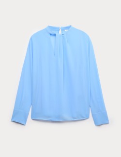 Šifónová halenka s prostřihovaným zdobením