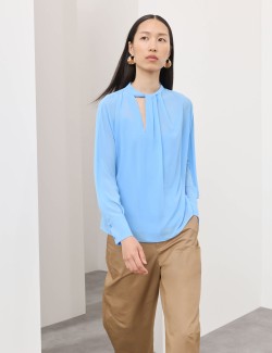 Šifónová halenka s prostřihovaným zdobením