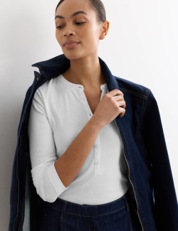 Top z čisté bavlny s rozhalenkou