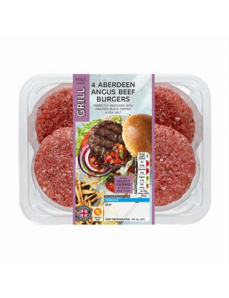 4 burgery z mletého britského hovězího masa plemene Aberdeen Angus, s mořskou solí a drceným černým pepřem