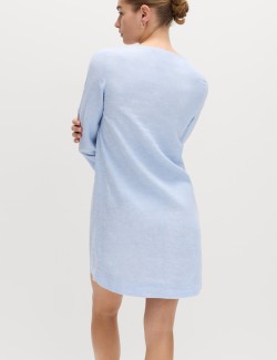 Splývavé mini šaty s výstřihem do V, ozdobnými korálky a s vysokým podílem lnu