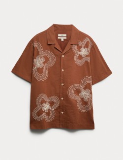 Košile normálního střihu ze směsi lnu a bavlny s kvetinovým motivem