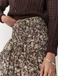 Květovaná nabíraná maxi sukně se zvýrazněným pasem