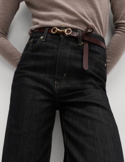 Elegantní džíny se širokými nohavicemi a vysokým pasem