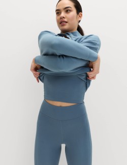 Žebrovaná vesta Go Balance s ozdobným vzorem