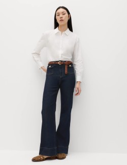 Džíny s vysokým pasem a rozšířenými nohavicemi a kapsami