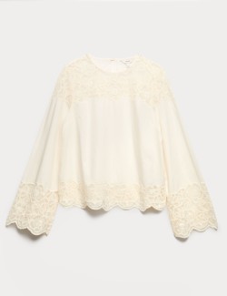 Vyšívaný top z čisté bavlny s prostřihy