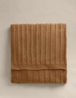 Ribbed Knitted Throw