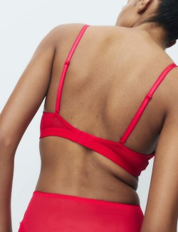 Krajková dekoltová podprsenka bez kostic (A–E)