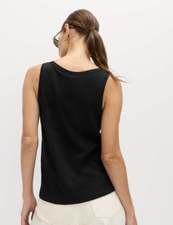 Top z čisté bavlny s oválným výstřihem