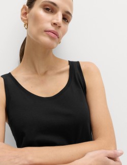 Top z čisté bavlny s oválným výstřihem