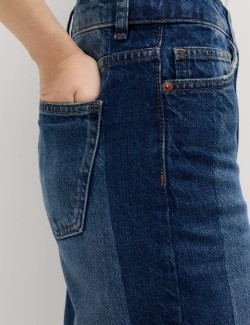 Vysoce střižené dvoubarevné džíny s širokými nohavicemi