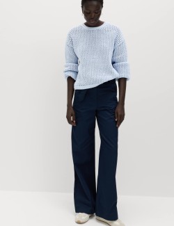 Texturovaný zkrácený svetr s kulatým výstřihem