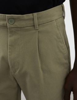 Regular Fit Single Pleat Textured Chinos
