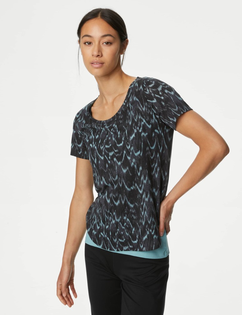 Printed Scoop Neck 2-in-1 T-Shirt