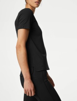 Scoop Neck Fitted T-Shirt