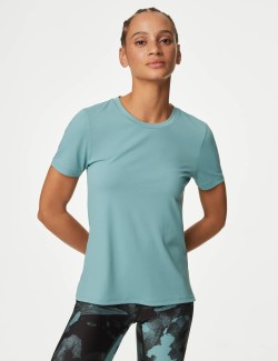 Scoop Neck Fitted T-Shirt