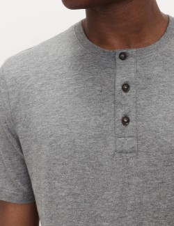 Pyžamová souprava ze 100% bavlny s geometrickým potiskem