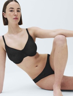 Tělová podprsenka se zmenšujícím efektem, kosticemi a krajkou, vel. (C–H)