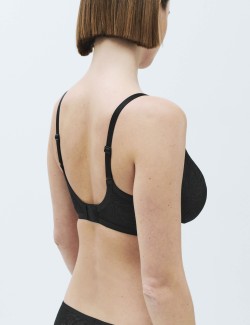 Tělová podprsenka se zmenšujícím efektem, kosticemi a krajkou, vel. (C–H)