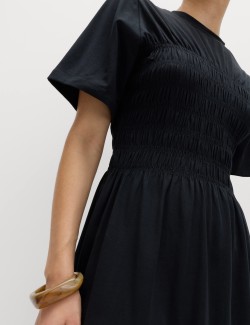 Řasené tričkové midi šaty s vysokým obsahem bavlny