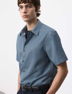 Geometric Print Short Sleeve Shirt