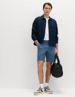 Strečové chino šortky, normální střih