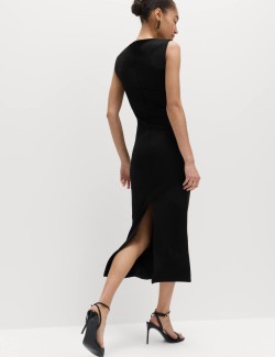 Žerzejové přiléhavé midi šaty